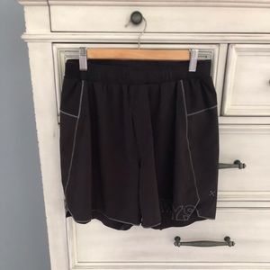 LULULEMON Always Moving Shorts Size Medium